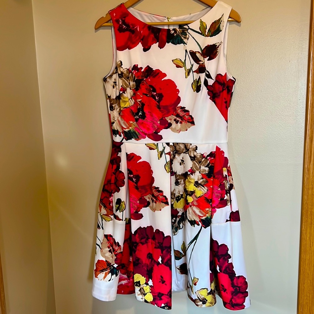 Roz & Ali Floral Dress